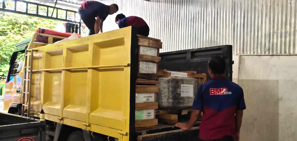 EKSPEDISI CARGO  EKSPEDISI CARGO JAKARTA  JASA PENGIRIMAN MURAH JAKARTA  EKSPEDISI CARGO MAKASSAR  EKSPEDISI CARGO MANADO  EKSPEDISI CARGO AMBON  EKSPEDISI CARGO TERNATE  EKSPEDISI CARGO MANOKWARI Cara Memilih Jasa Ekspedisi Yang Terbaik